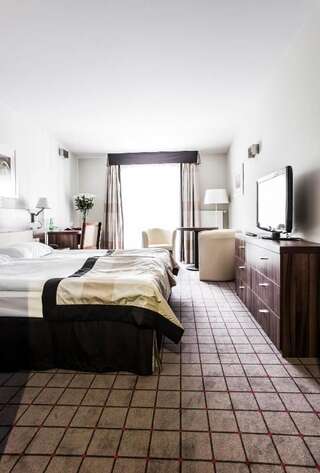 Отель Hotel Europa Starachowice Стараховице Стандартный двухместный номер с 1 кроватью или 2 отдельными кроватями-3